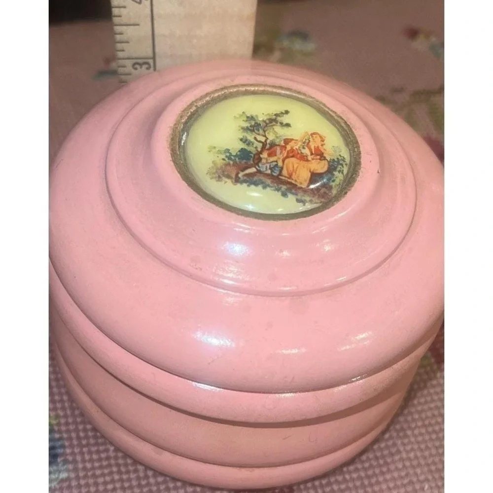 VTG Pink Musical Trinket Box Boudoir Vanity Courting Couple Japan Wind Up Decor